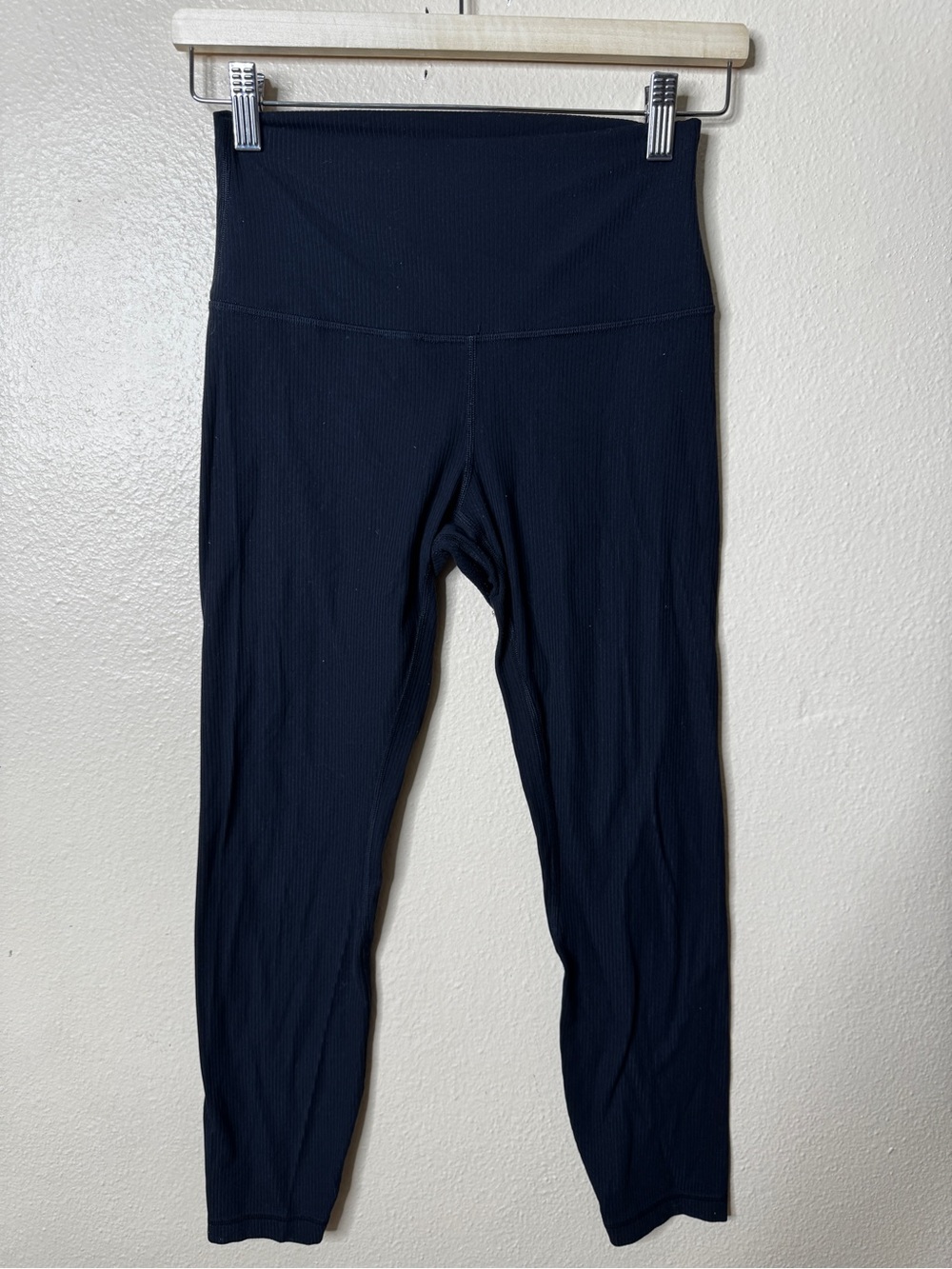 Lululemon Womens 6 Black Ribbed High Rise Leggings Yoga Workout Pants